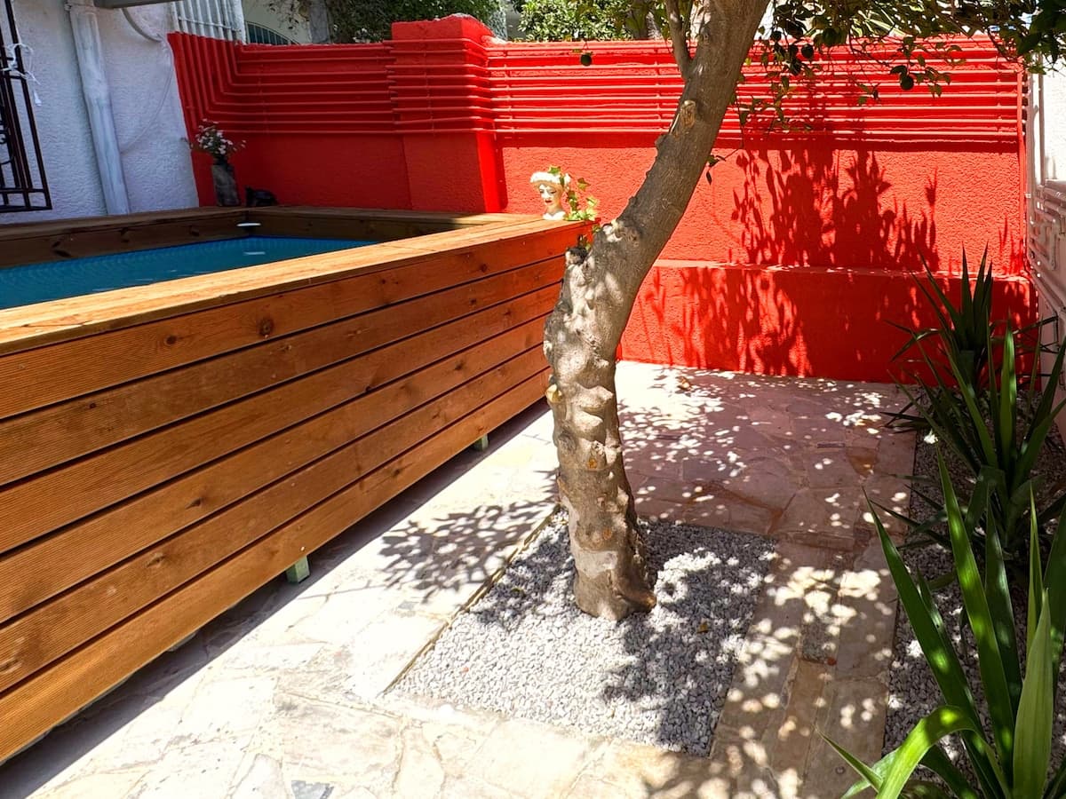 Piscine privée au bord de la plage - image 5