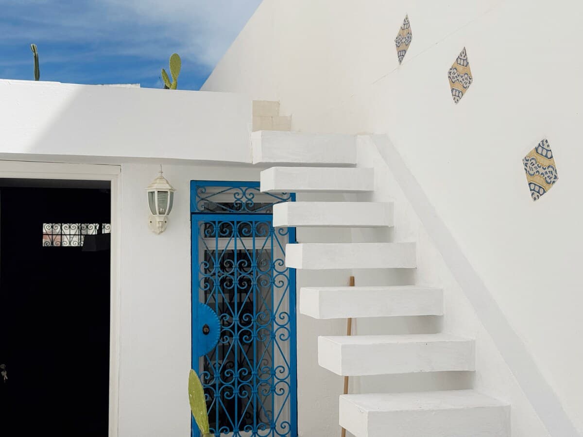 Galerie en bord de mer — Marsa Corniche · Photo 10