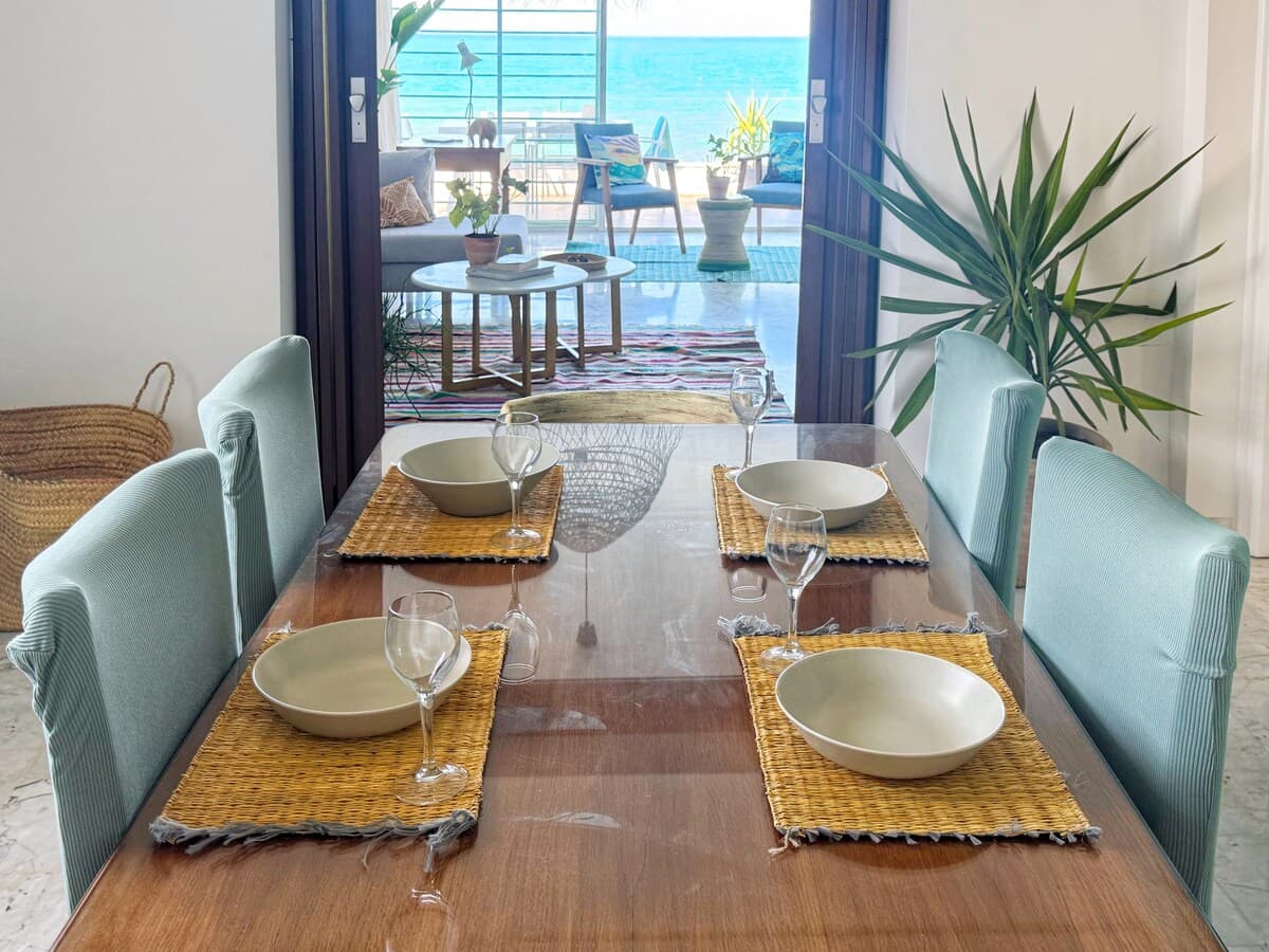Fenêtre sur mer à La Marsa — Marsa Corniche · Photo 12