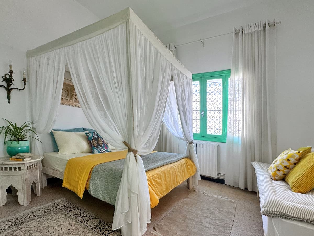 Maison de charme pieds dans l'eau avec piscine — Marsa Plage · Photo 29
